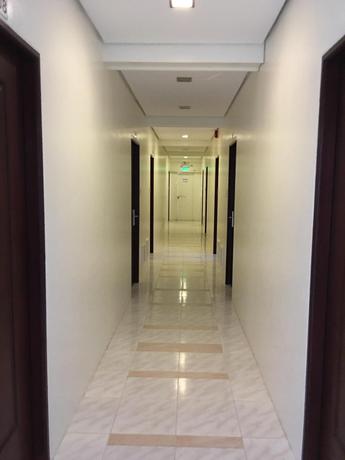 Imagen general del Hotel Alice in Wonderland Beach Hotel. Foto 2