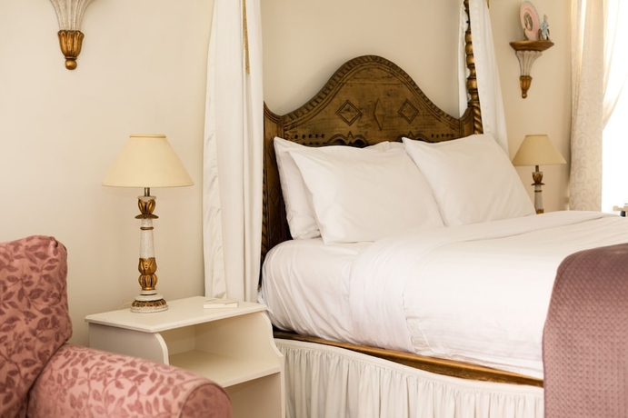 Imagen de la habitación del Hotel Alice's Cottages. Foto 14