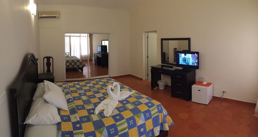 Imagen de la habitación del Hotel Alicia Beach. Foto 12