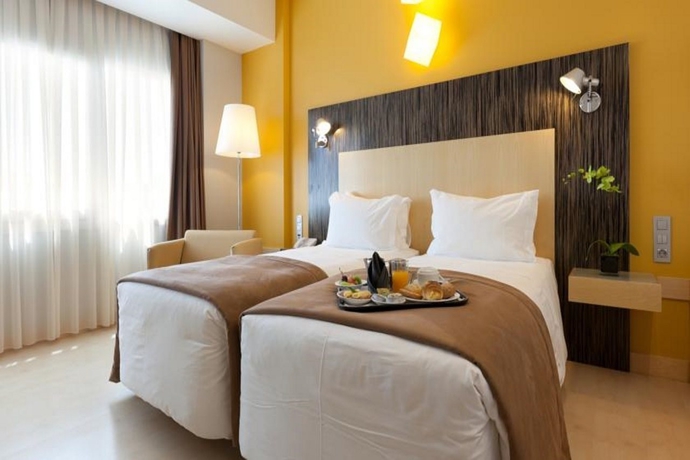 Imagen general del Hotel Alif Avenidas. Foto 4