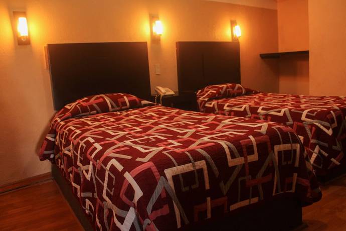 Imagen de la habitación del Hotel Alika. Foto 11