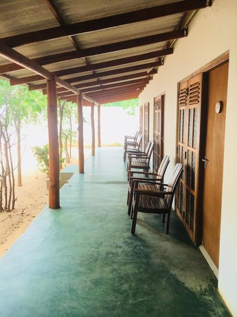 Imagen de la habitación del Hotel Alikele Sigiriya. Foto 3