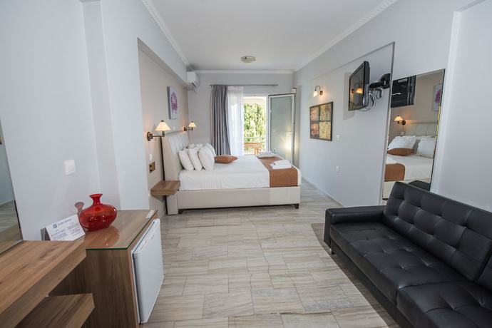 Imagen de la habitación del Hotel Aliki. Foto 8