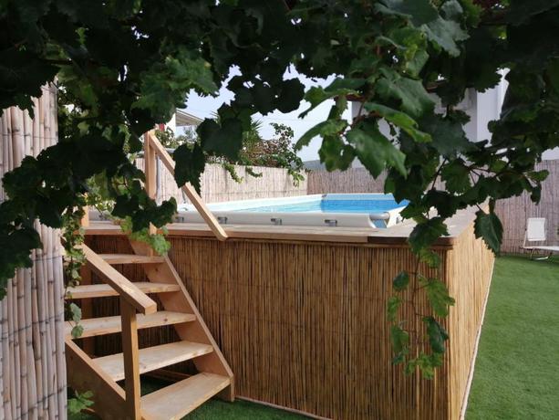 Imagen de los exteriores del Hotel Aliki Panorama Rooms. Foto 13