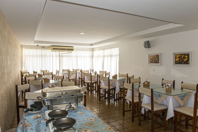 Imagen del bar/restaurante del Hotel Alimar. Foto 2