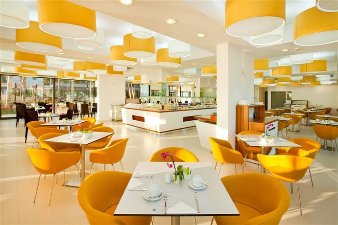 Imagen de los interiores del Hotel Alimounda Mare. Foto 13