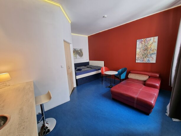 Imagen de la habitación del Hotel Alina\'s. Foto 17
