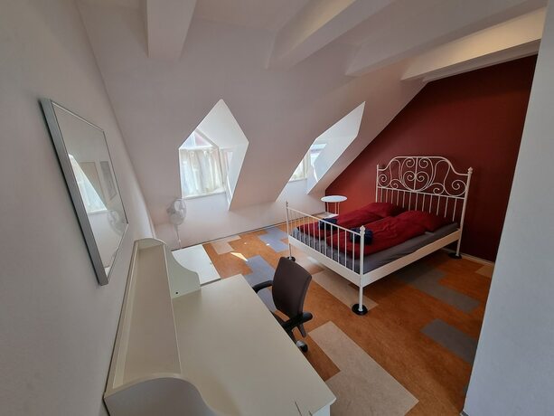 Imagen de la habitación del Hotel Alina\'s. Foto 18