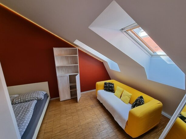 Imagen de la habitación del Hotel Alina\'s. Foto 19