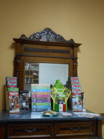 Imagen de los interiores del Hotel Aline. Foto 19