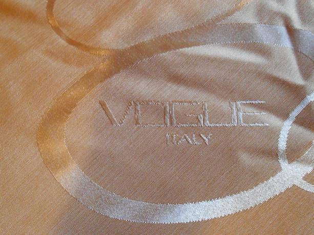 Imagen de la habitación del Hotel Aline. Foto 10