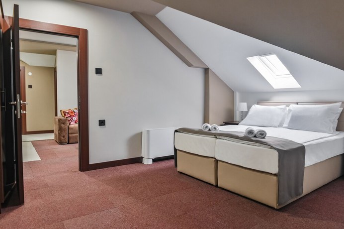 Imagen de la habitación del Hotel Aline, &Scaron;abac. Foto 5