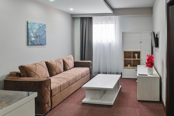 Imagen de la habitación del Hotel Aline, &Scaron;abac. Foto 11