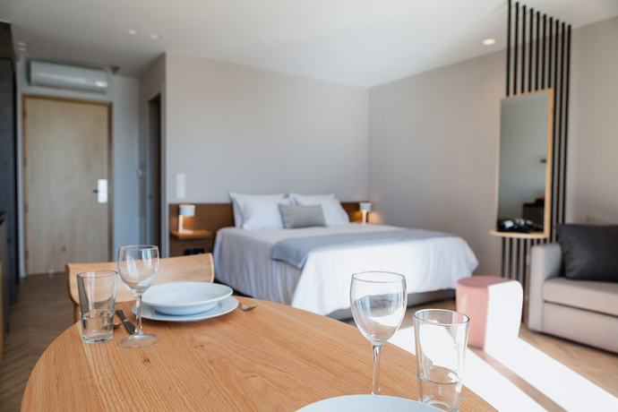 Imagen de la habitación del Hotel Alinea Suites Limassol Center. Foto 11