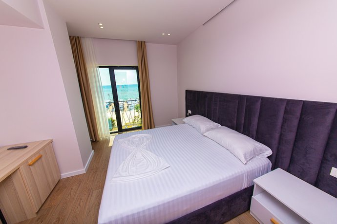 Imagen de la habitación del Hotel Alion. Foto 8