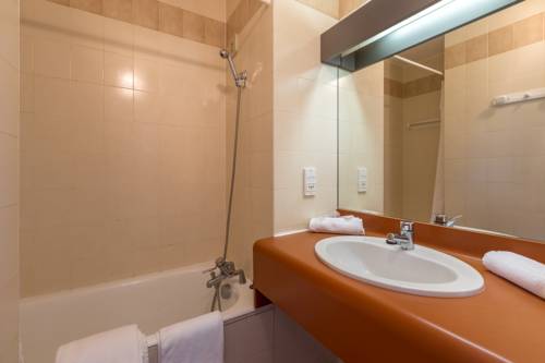 Imagen de la habitación del Hotel Aliotel. Foto 5