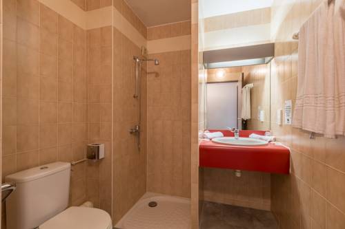 Imagen de la habitación del Hotel Aliotel. Foto 6