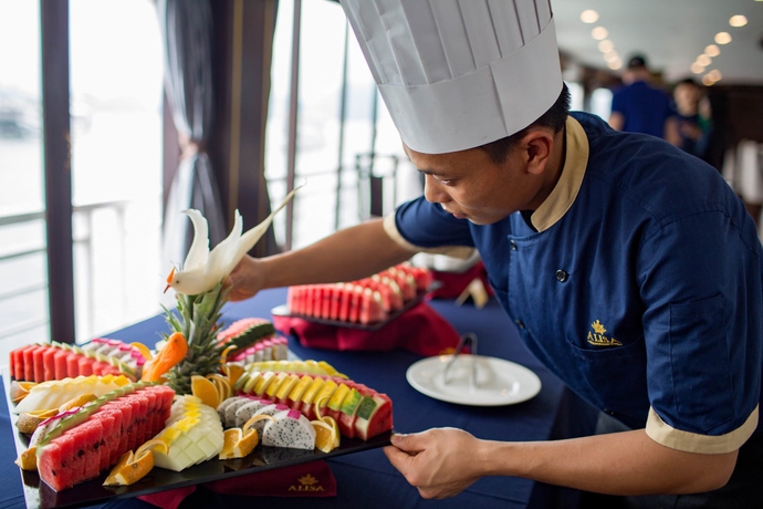 Imagen del bar/restaurante del Hotel Alisa Cruise. Foto 8