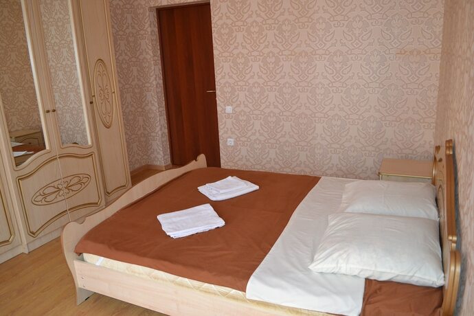 Imagen de la habitación del Hotel Alisa Guest House. Foto 19