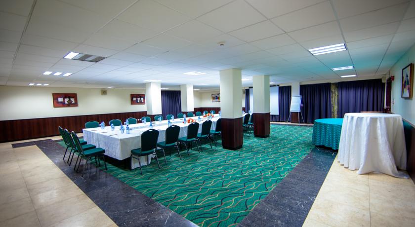 Imagen de los interiores del Hotel Alisa North Ridge. Foto 9