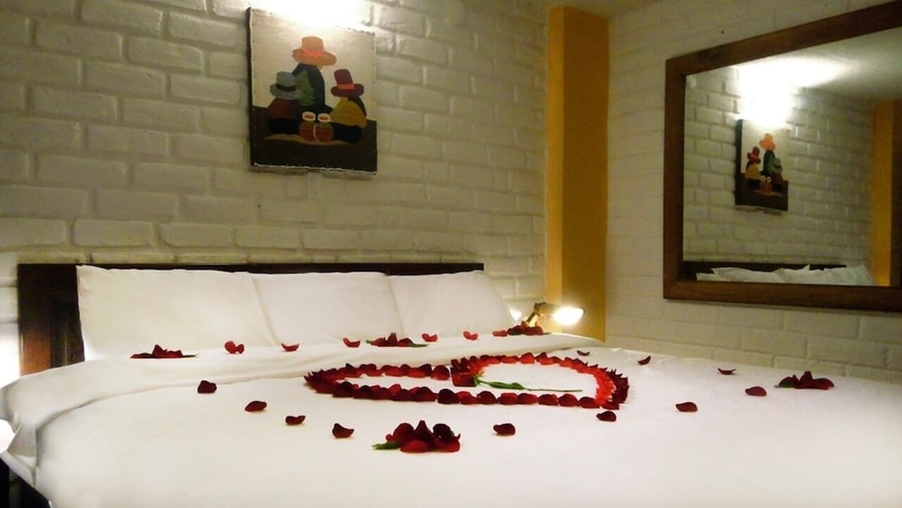 Imagen de la habitación del Hotel Alisamay. Foto 5