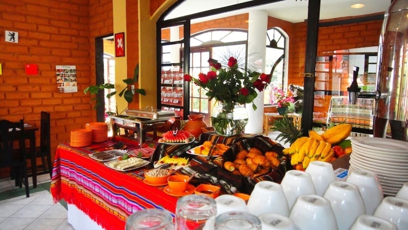 Imagen del bar/restaurante del Hotel Alisamay. Foto 4