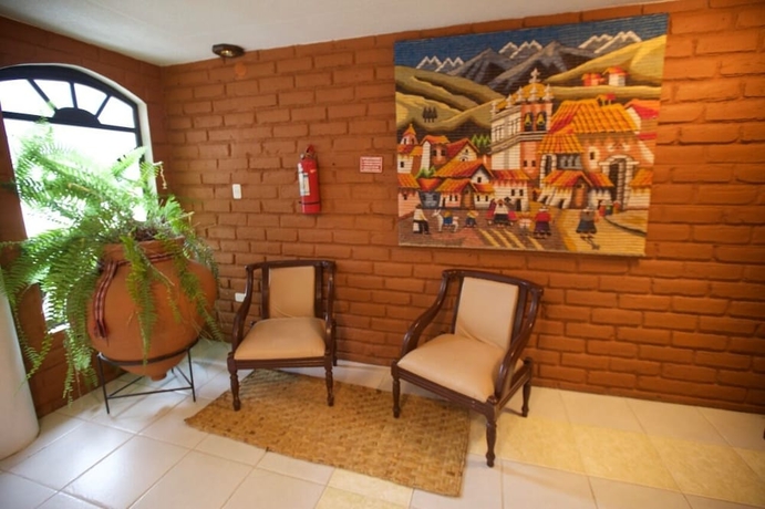 Imagen de los interiores del Hotel Alisamay. Foto 13