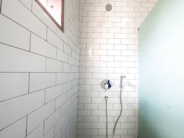 Imagen de la habitación del Hotel Al-isha. Foto 7