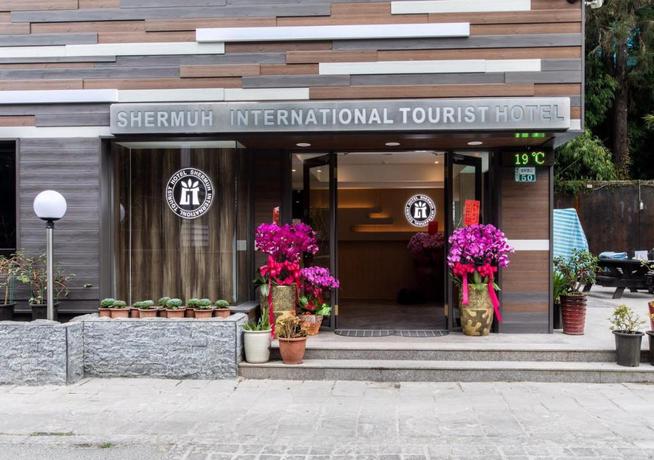 Imagen de los interiores del Hotel Alishan Shermuh Int' Tourist. Foto 7