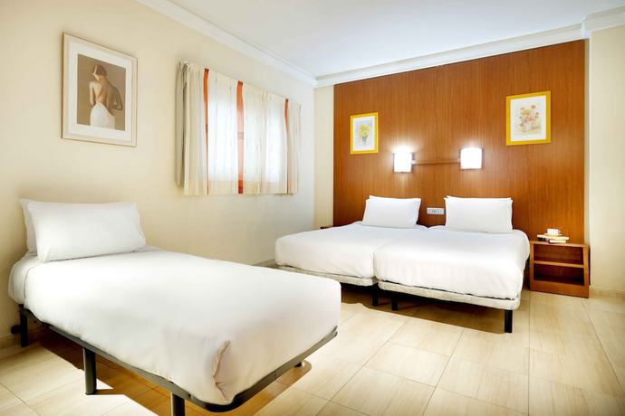 Imagen de la habitación del Hotel Alisios Canteras. Foto 2
