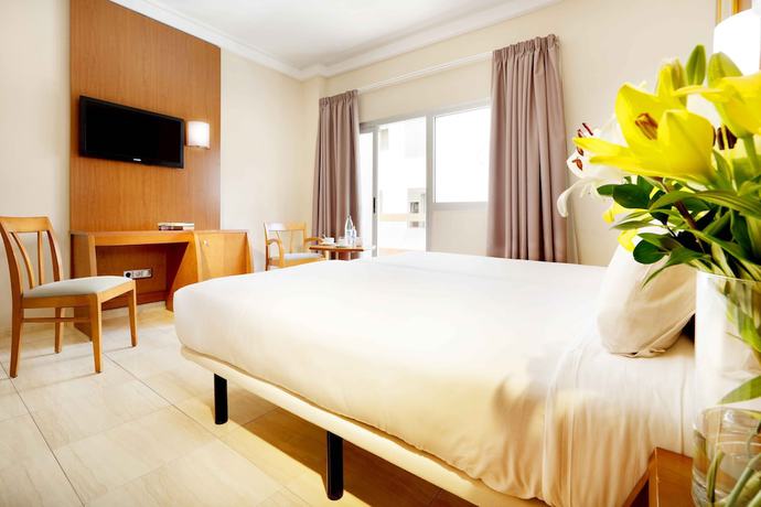 Imagen de la habitación del Hotel Alisios Canteras. Foto 5