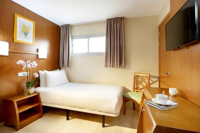 Imagen de la habitación del Hotel Alisios Canteras. Foto 6