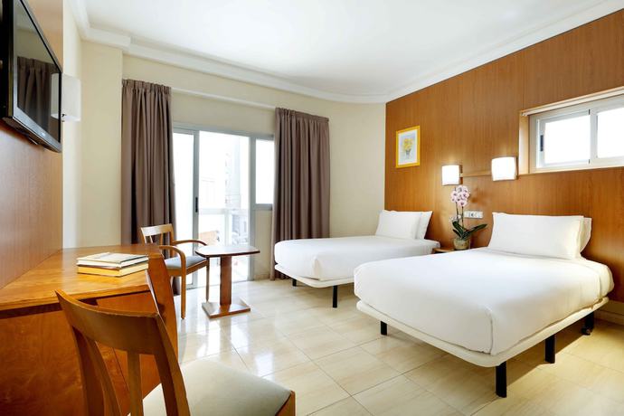 Imagen de la habitación del Hotel Alisios Canteras. Foto 10