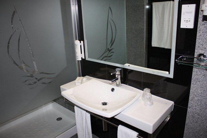 Imagen de la habitación del Hotel Alisios. Foto 8