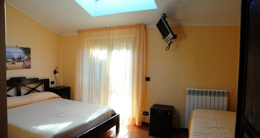 Imagen de la habitación del Hotel Alisma. Foto 5