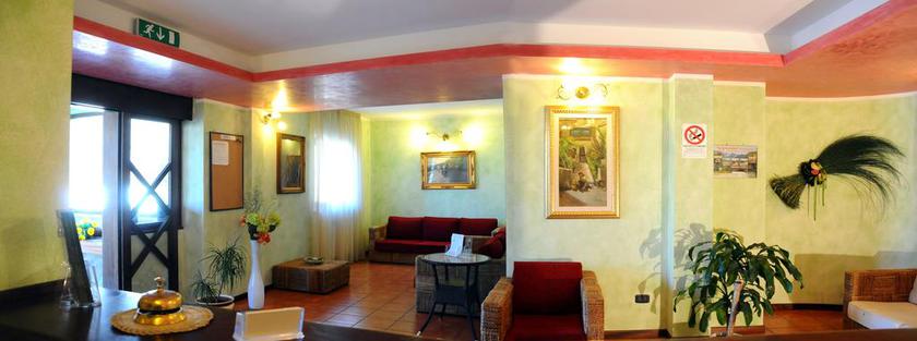 Imagen de los interiores del Hotel Alisma. Foto 17