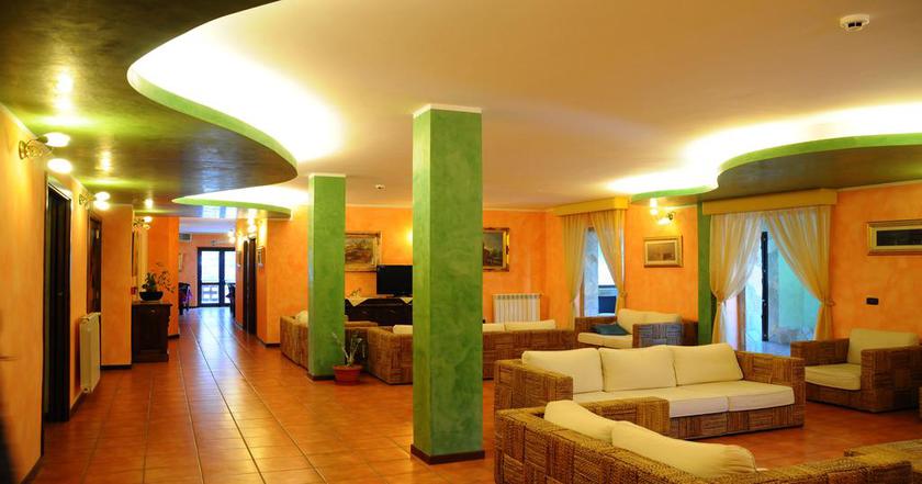 Imagen de los interiores del Hotel Alisma. Foto 19