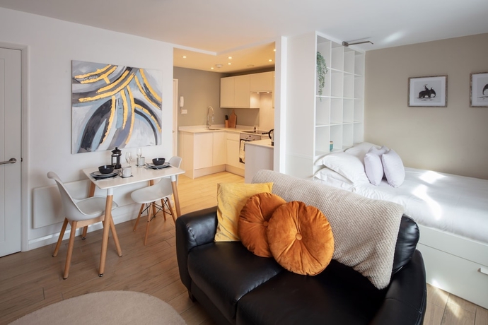 Imagen de la habitación del Hotel Alison Court. Foto 3