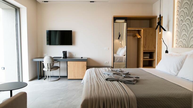 Imagen de la habitación del Hotel Alissachni SeaSide. Foto 19