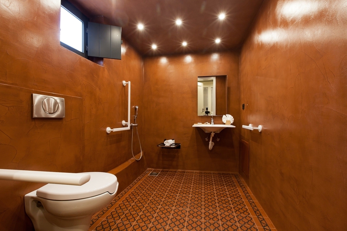 Imagen de la habitación del Hotel Alistos. Foto 17