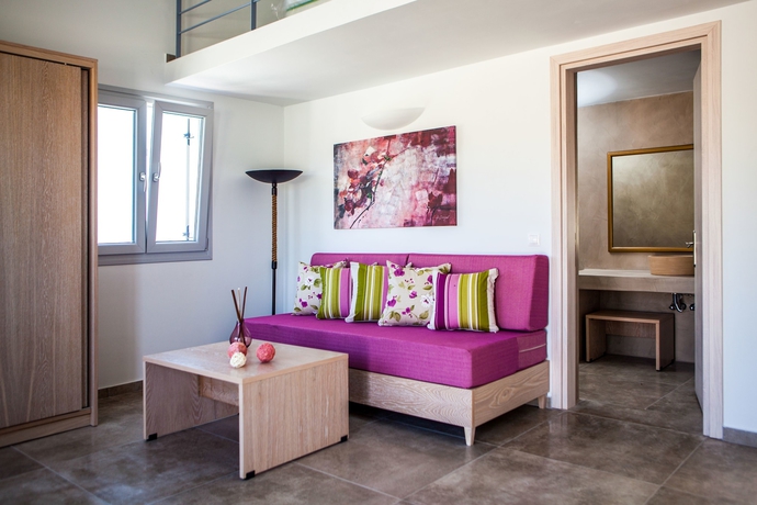 Imagen de los interiores del Hotel Aliter Suites. Foto 16