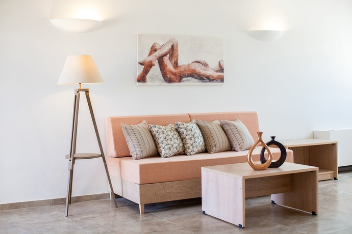 Imagen de los interiores del Hotel Aliter Suites. Foto 17