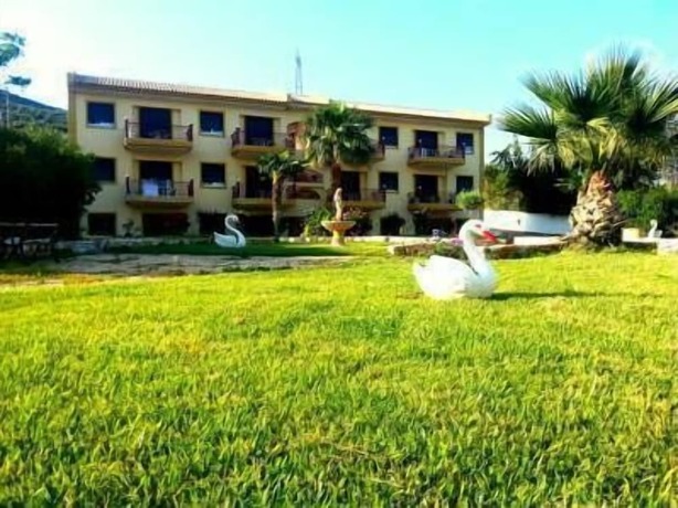Imagen general del Hotel Aliveri Residence Apartments. Foto 2