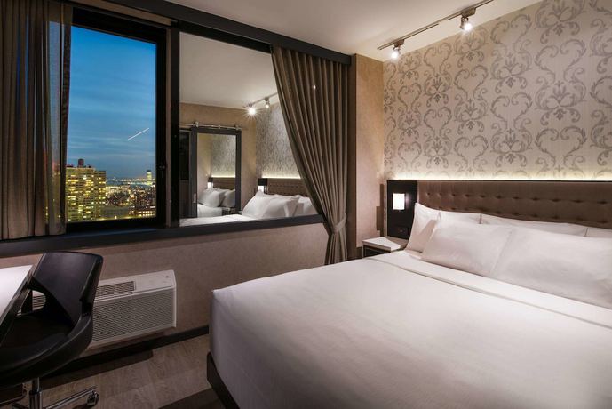 Imagen de la habitación del Hotel Aliz Times Square. Foto 17