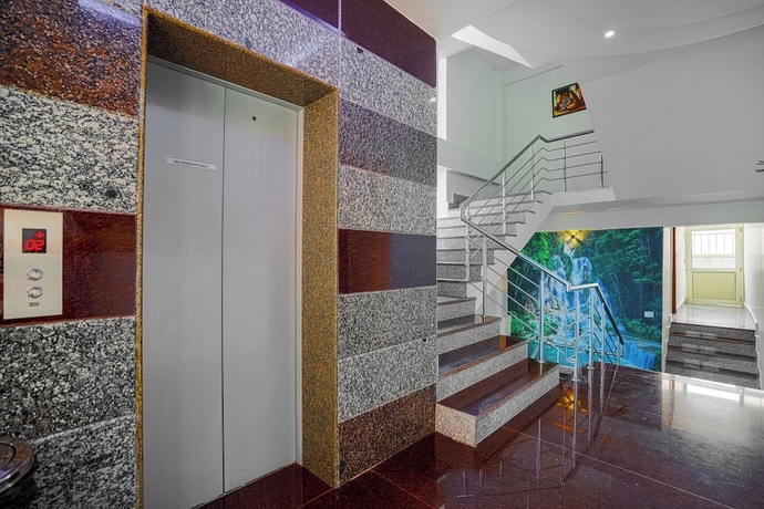 Imagen de los interiores del Hotel Aliza Inn and Suites. Foto 17