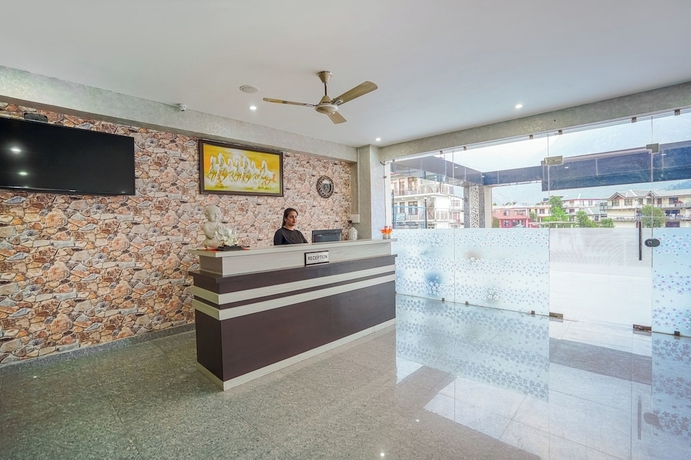 Imagen de los interiores del Hotel Aliza Inn and Suites. Foto 18