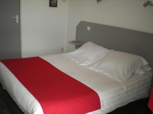 Imagen de la habitación del Hotel Alize, Aeropuerto Le Puy Lourdes. Foto 9