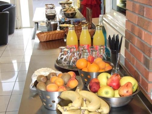 Imagen general del Hotel Alize, Aeropuerto Le Puy Lourdes. Foto 7