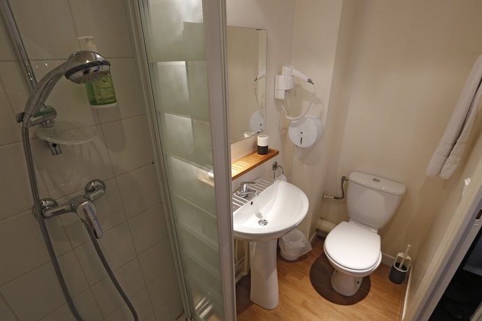 Imagen de la habitación del Hotel Aliz&eacute;, Cannes. Foto 13