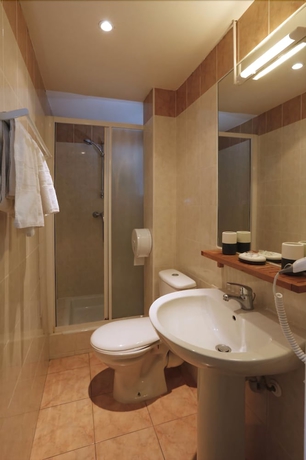 Imagen de la habitación del Hotel Aliz&eacute;, Cannes. Foto 16